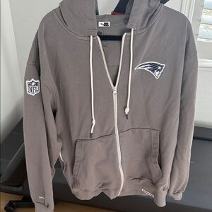 NFL Patriots game day travel hoodie 2024/2025 season.